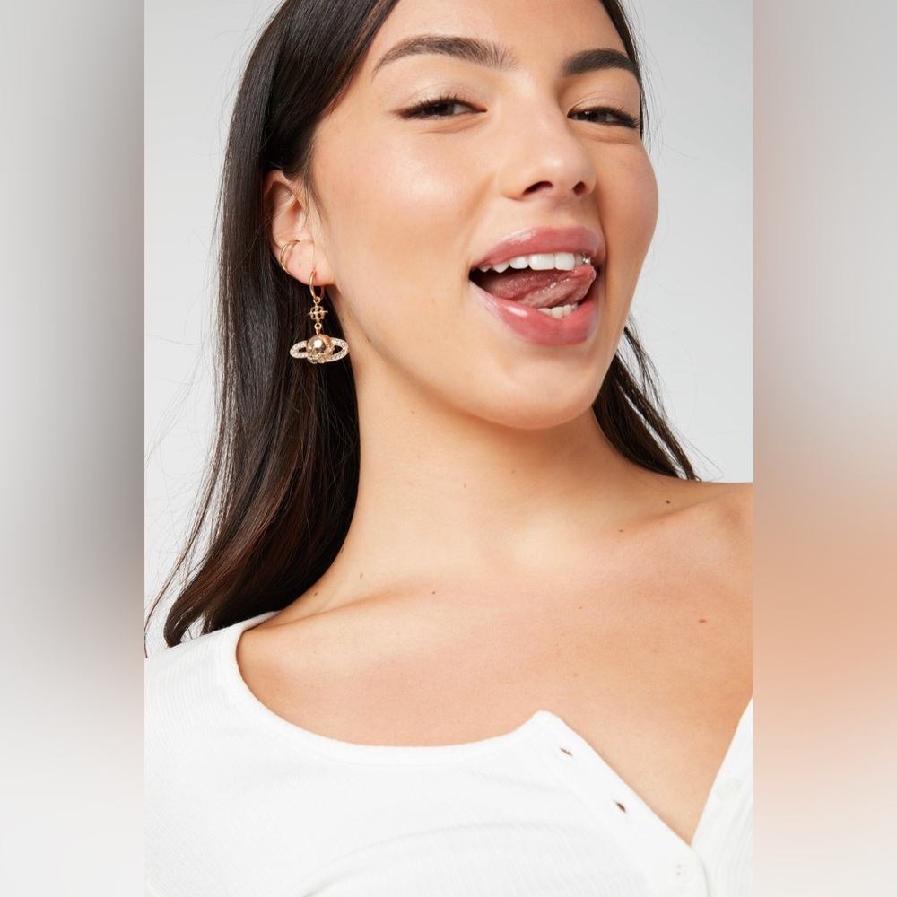 Venus Hoop Earrings